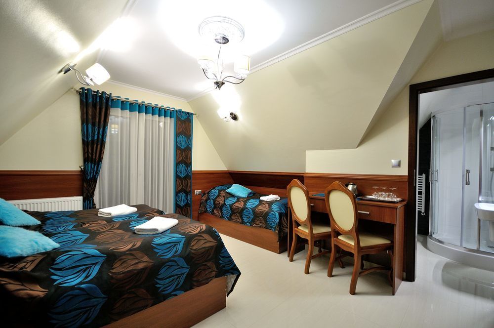 Api IV Zakopane Bed & Breakfast Exterior photo